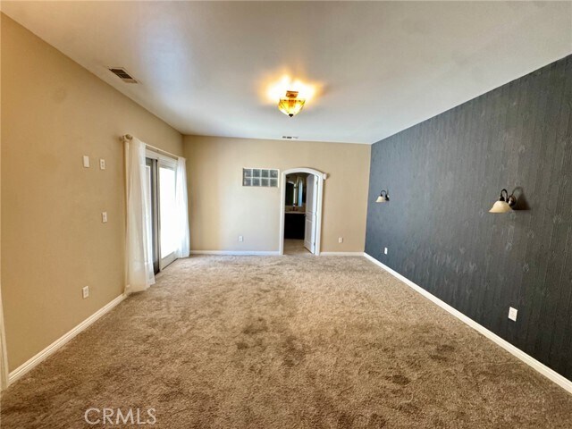 Building Photo - 13880 Evergreen Ln