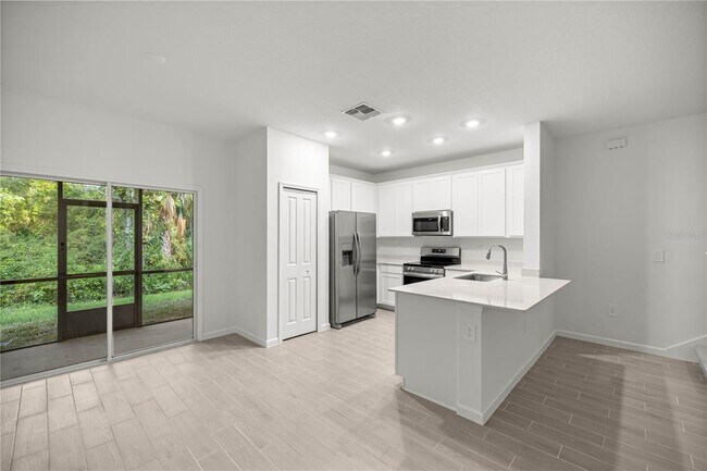 Building Photo - 3594 SE 37th Ct