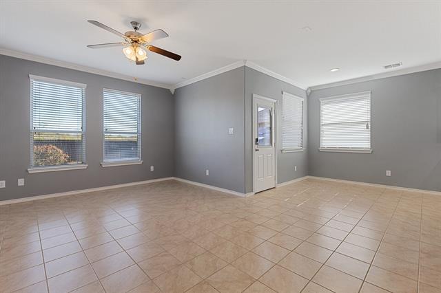 Building Photo - 10200 Saltbrush St