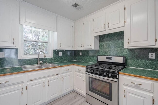 Building Photo - 3158 Parfait Pl