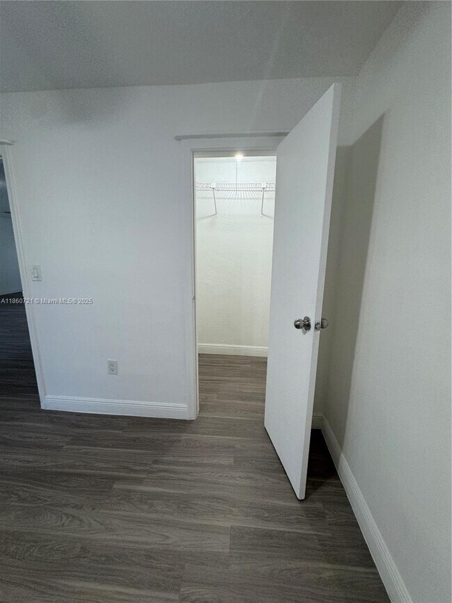 Building Photo - 2985 NW 69th Ave