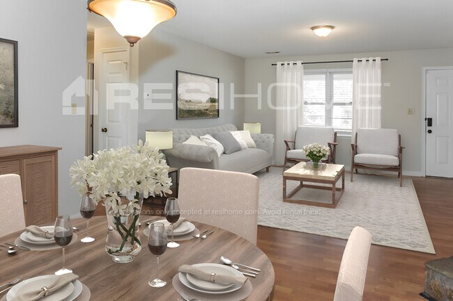 Building Photo - 116 Eula Way