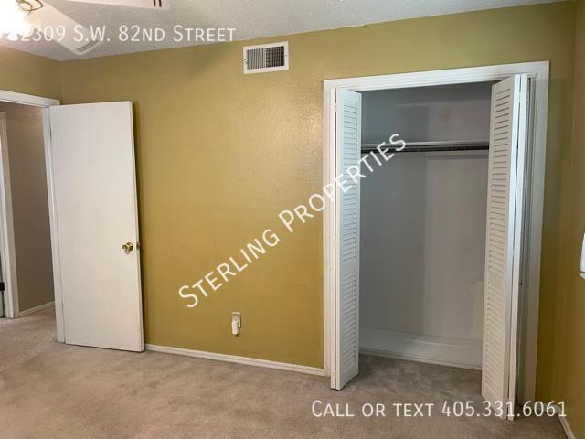 Building Photo - 2309 SW 82nd St