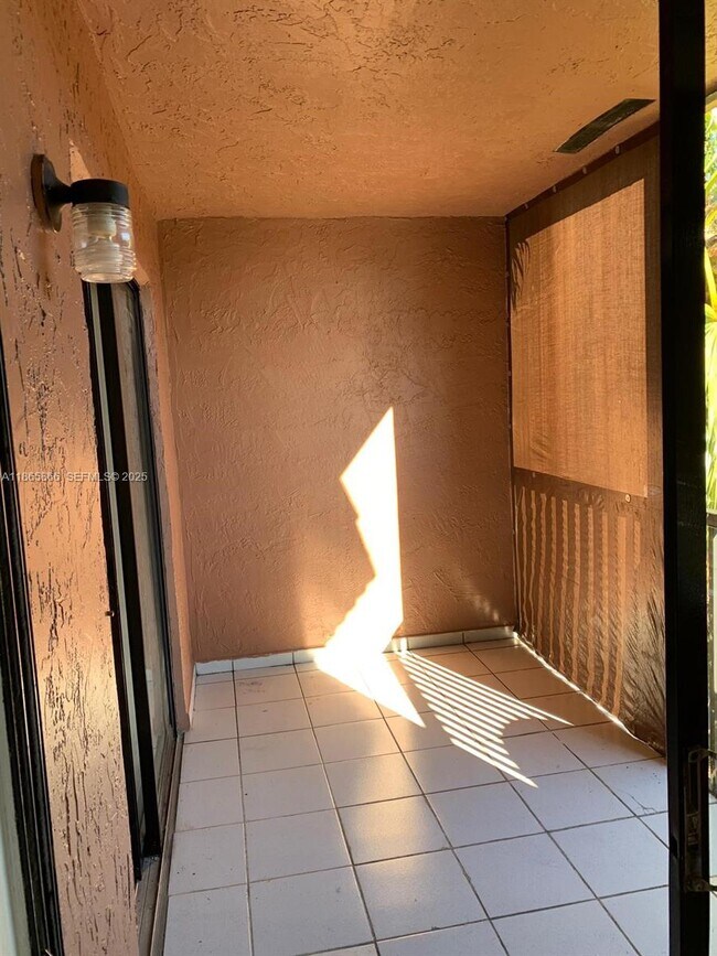 Building Photo - 6515 W 27th Ct