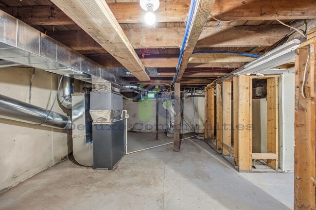 Building Photo - Stunning Fully Remodeled 3 Bed Home on a Huge Lot in Coopersville