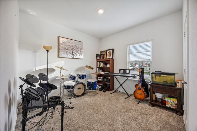 Building Photo - 5102 Hedgerose Ln