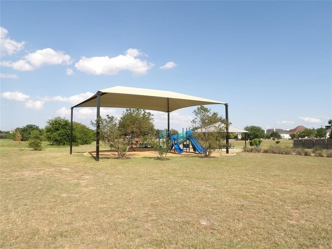 Building Photo - 3045 Blantyre Bnd