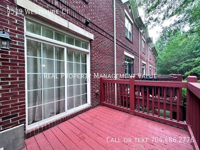 Building Photo - 9519 Westchire Ct