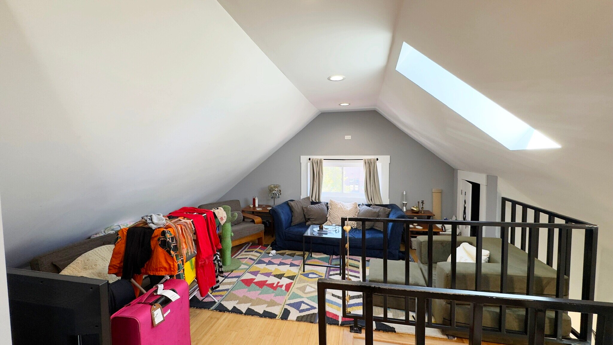 Building Photo - 1735 N Fairfield Ave