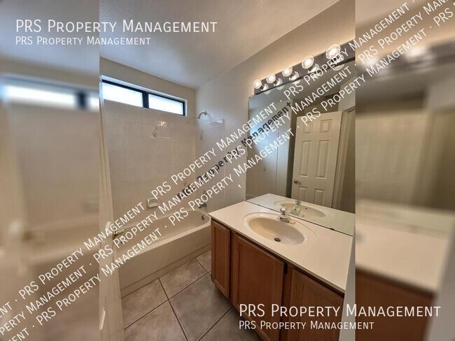 Building Photo - 3809 E Desert Flower Ln