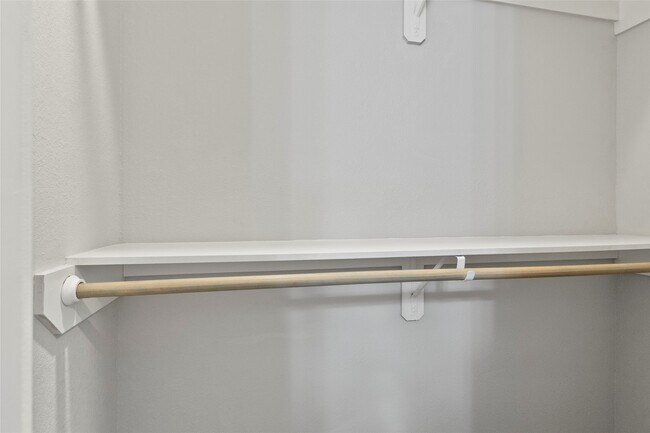 Building Photo - 6809 Glass St