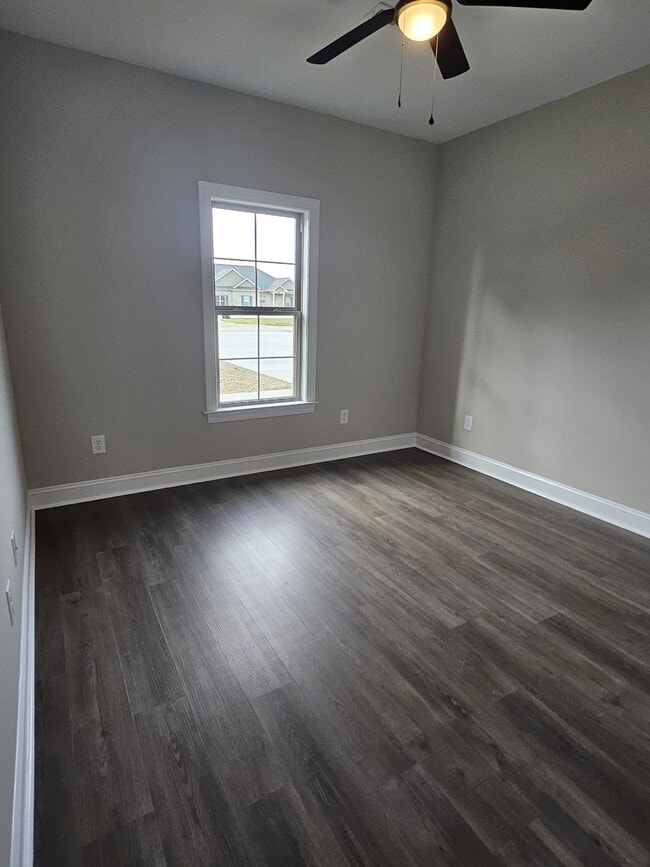 Building Photo - 891 Forehand Rd