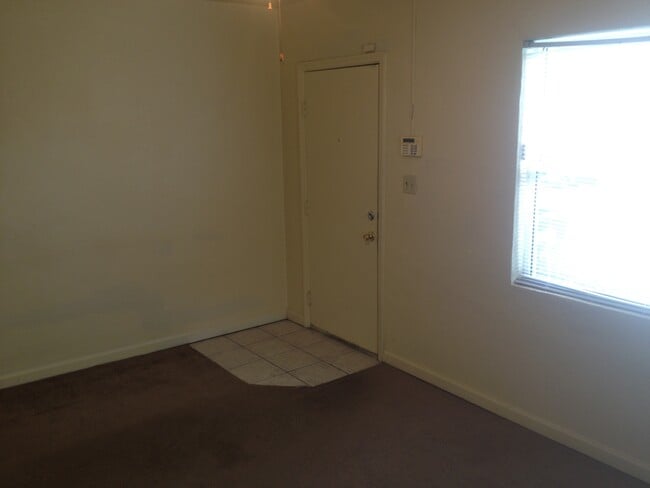 Building Photo - 1440 Hudson St
