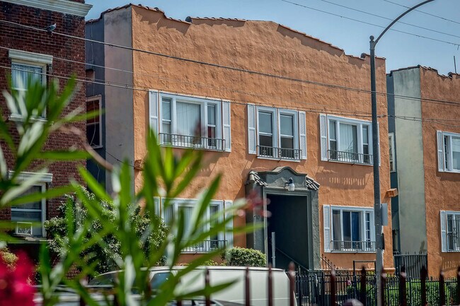 Primary Photo - 410 N. Coronado Street