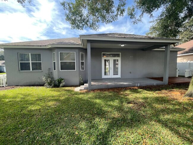 Building Photo - 7203 Remington Oaks Dr