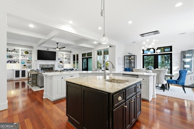 Building Photo - 277 Catherine View