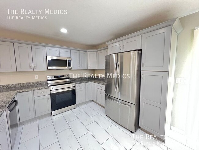 Building Photo - 461 Malauka Loop