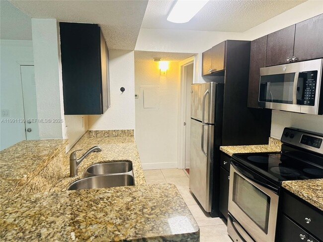 Building Photo - 15689 SW 106th Ln