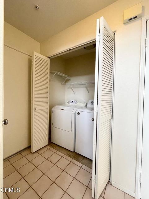 Building Photo - 723 Kingfisher Way