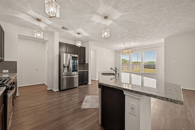 Building Photo - 15610 Birchdale Dr