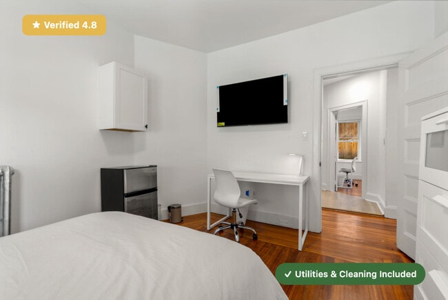 Building Photo - RoostUp Furnished Private Bedroom with Private Ensuite Bath in Jamaica Plain