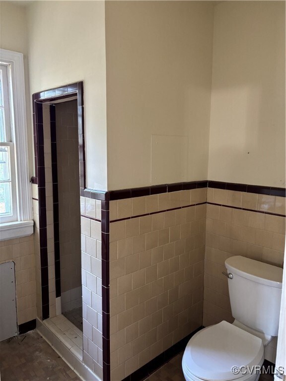 Building Photo - 5813 Fitzhugh Ave