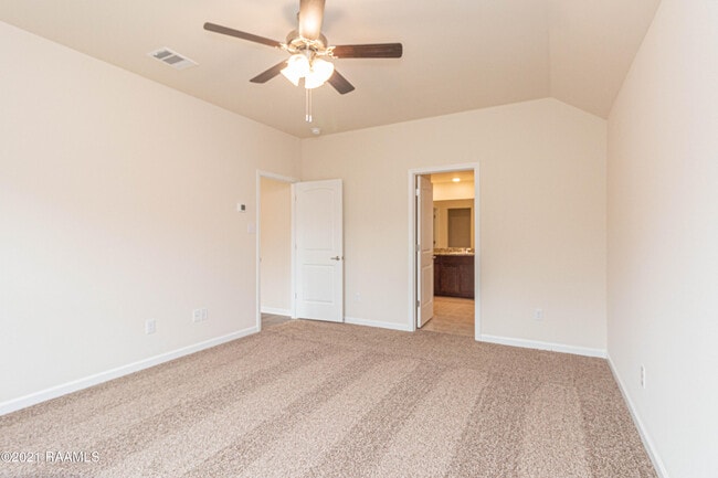 Building Photo - 110 Emerald Star Ln