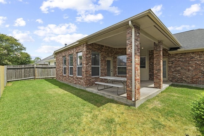 Building Photo - 521 Ironwood Forest Dr