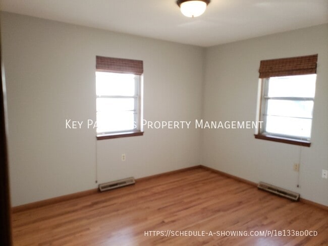 Building Photo - 6804 N Flora-