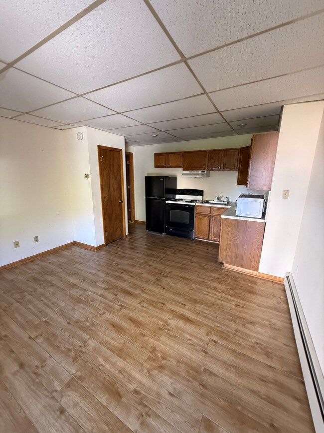 Building Photo - 54 S Broad St