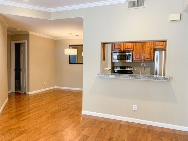 Building Photo - 5863 Lake Crowley Pl