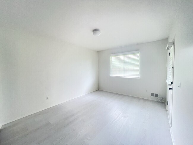 Building Photo - 29711 Pendleton Club Dr