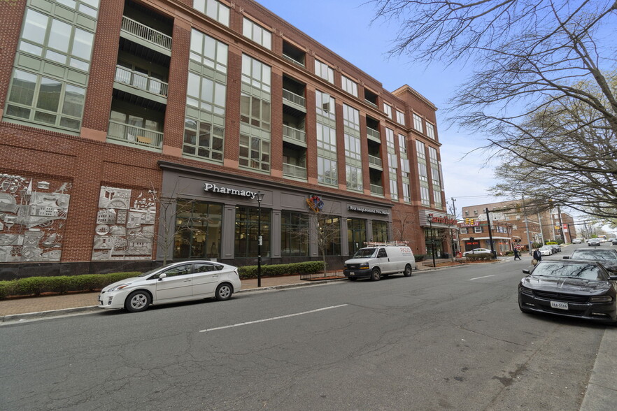 Building Photo - 925 N Fairfax St