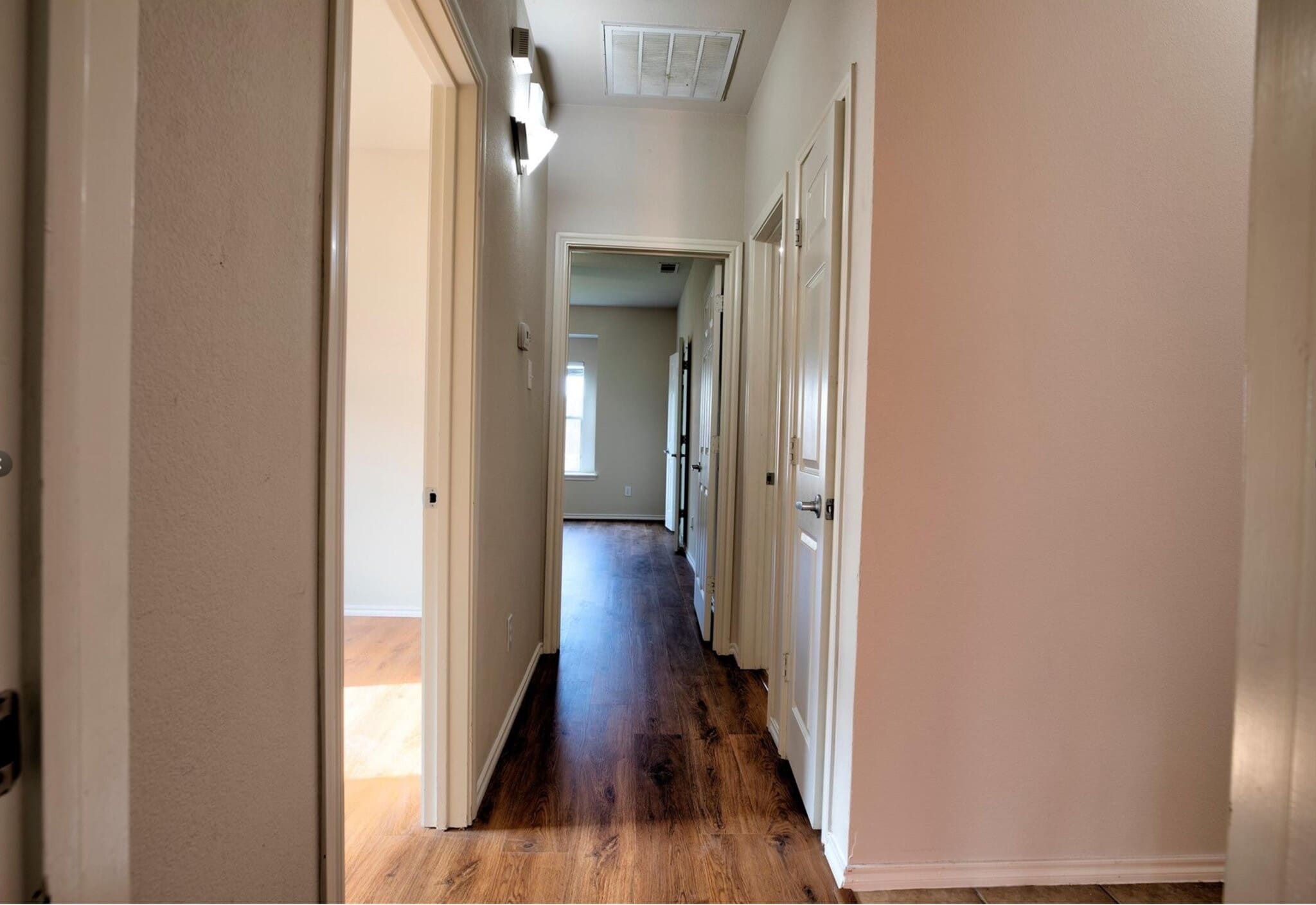 Building Photo - 2136 Carlotta Dr