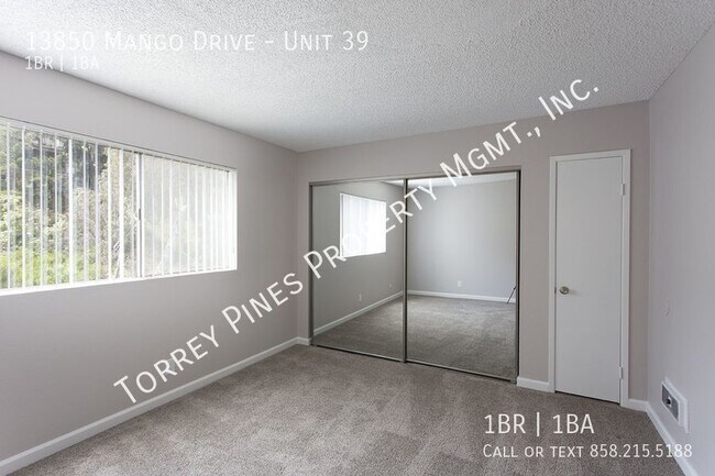 Building Photo - 13850 Mango Dr
