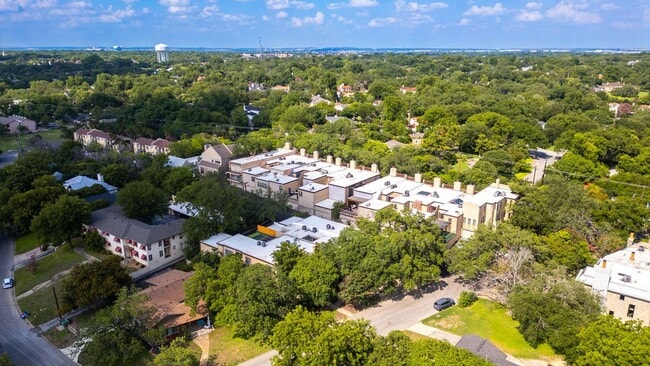 Building Photo - ALAMO HEIGHTS  |  TOWNHOME  |  REMODELED  ...