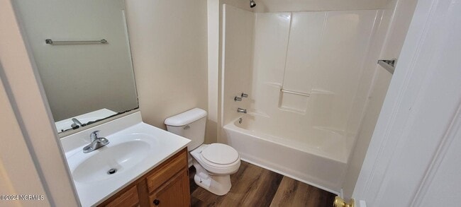 Building Photo - 1303 Navarro Loop