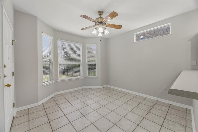 Building Photo - 121 Coreopsis Way