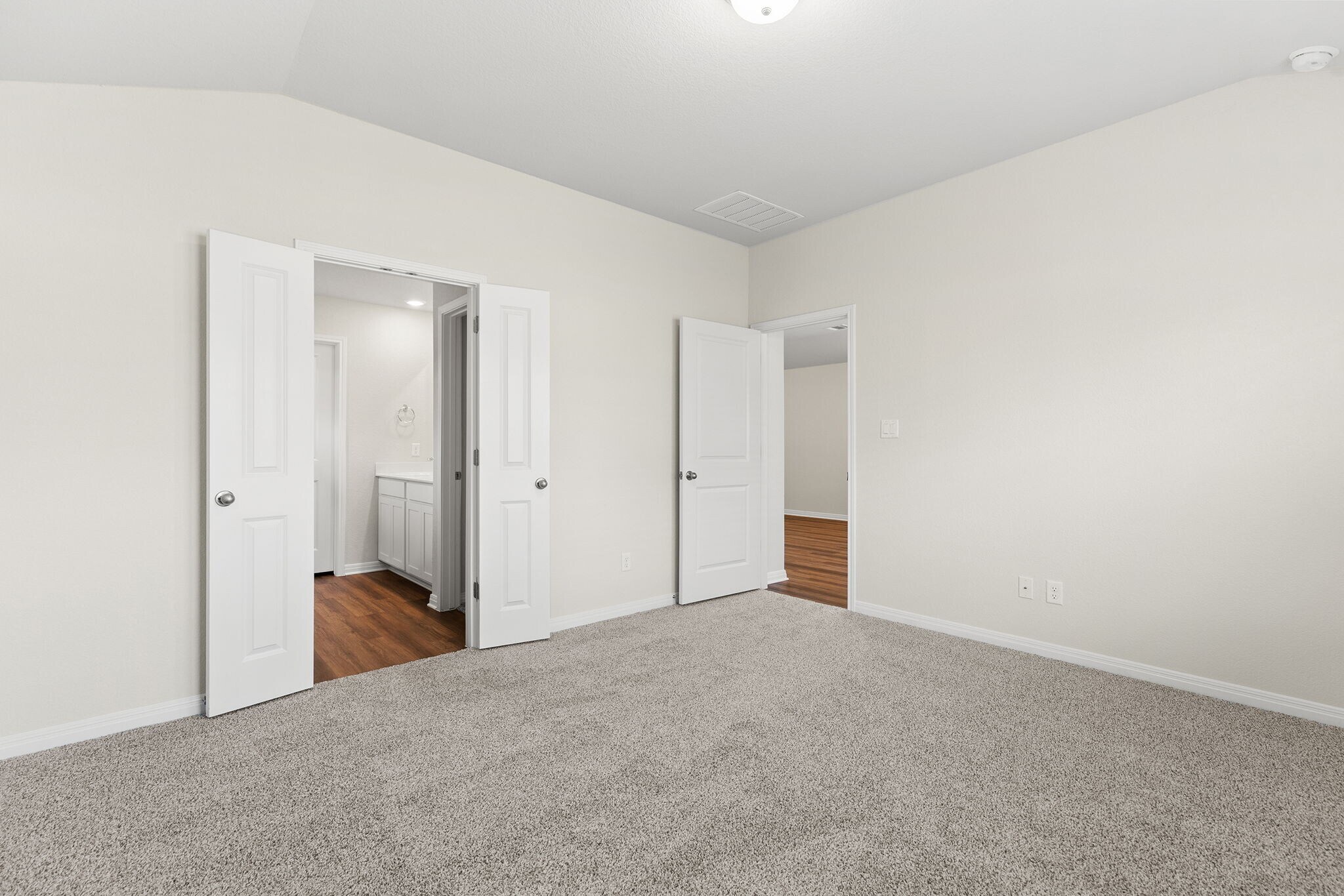 Building Photo - 821 Sun Grove Trl
