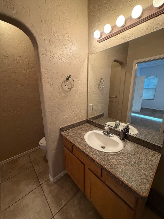 Building Photo - 4238 Trillium Dr