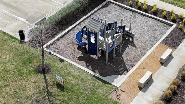 Building Photo - 8015 Sunflower Ln