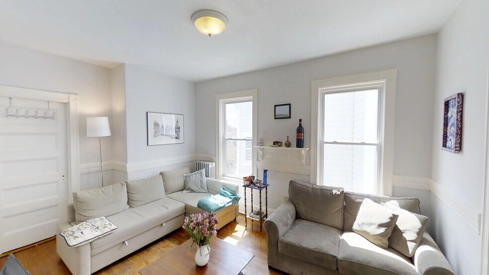 Primary Photo - 3 Kinnaird St