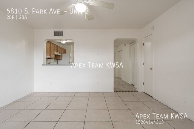 Building Photo - 5810 S Park Ave