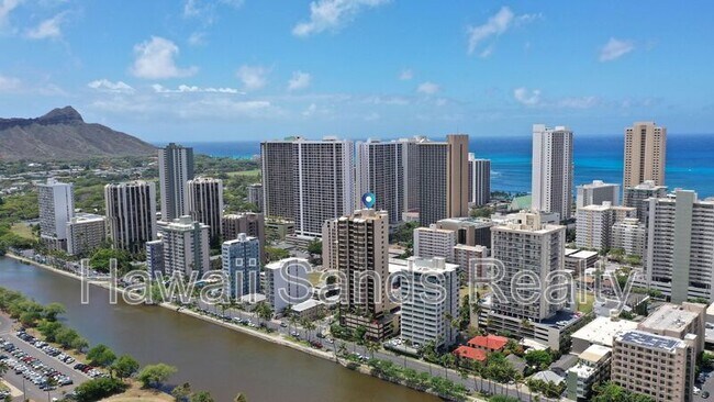Building Photo - 320 Liliuokalani St