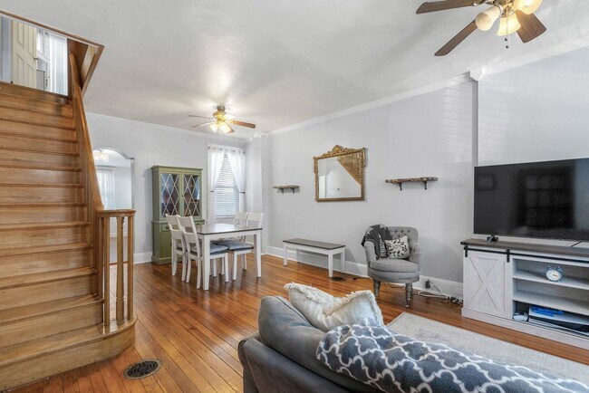 Building Photo - 2992 Tilton St