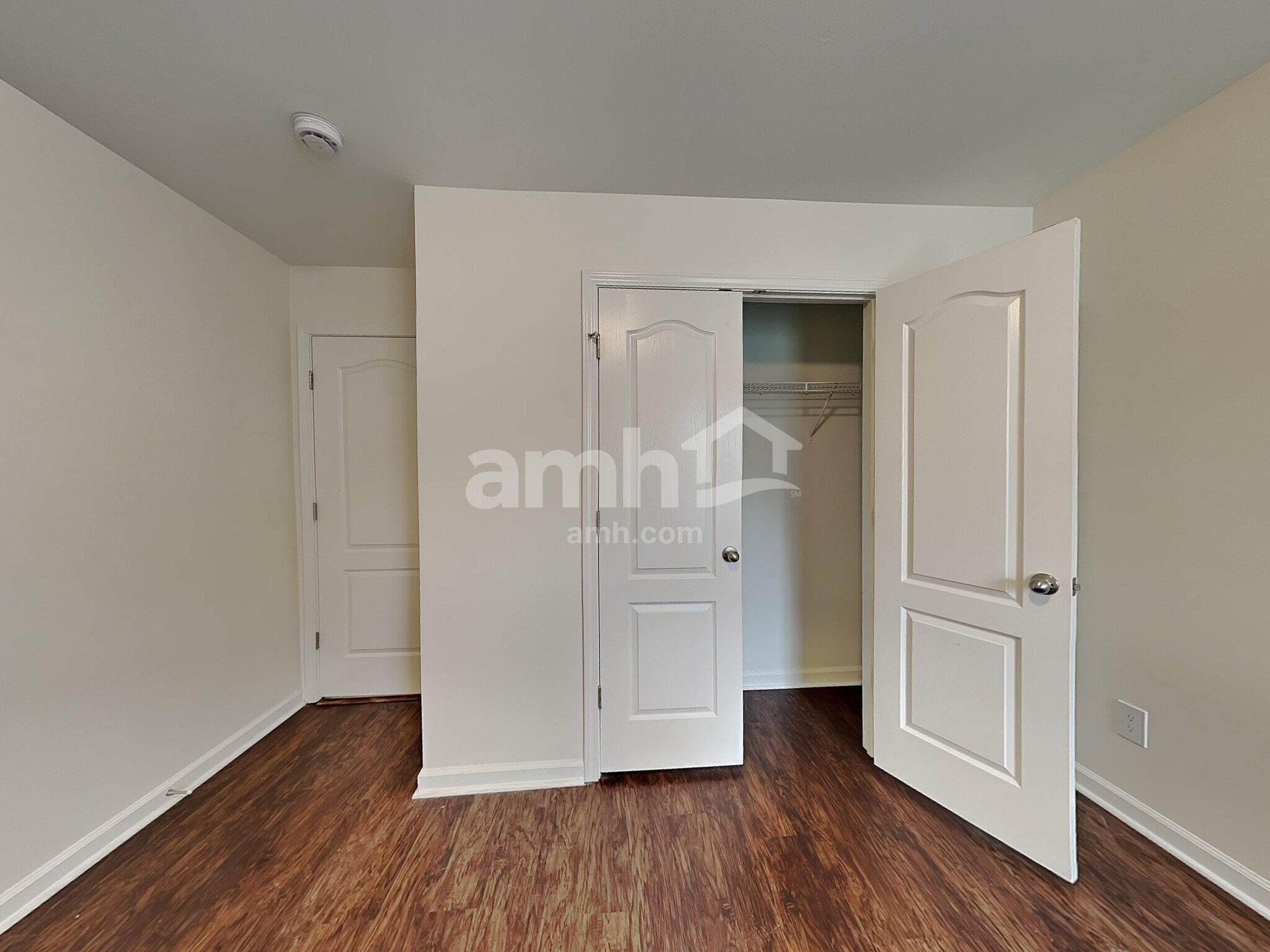 Building Photo - 3009 Rock Springs Rd