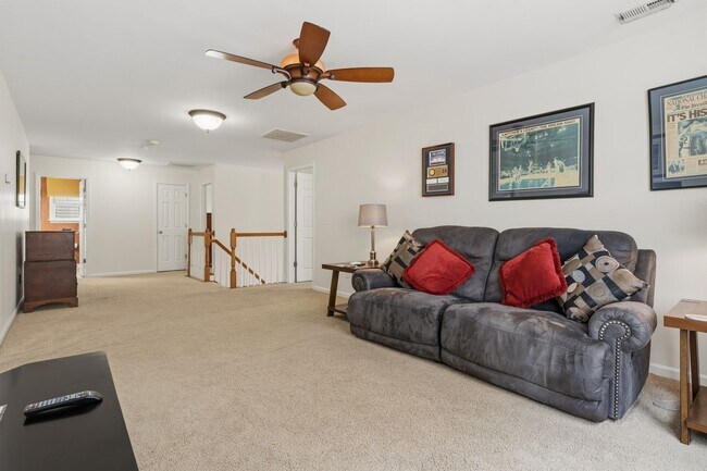 Building Photo - 3809 Stoneybrook Dr