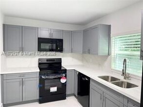 Building Photo - 351 NW 48th St