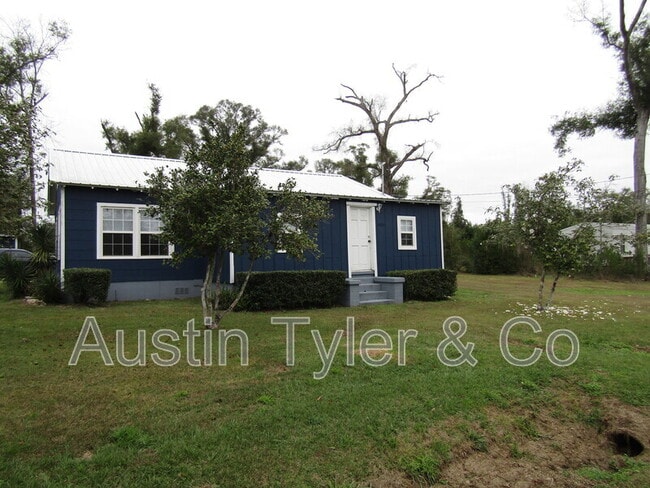 Primary Photo - 4750 Pelt St