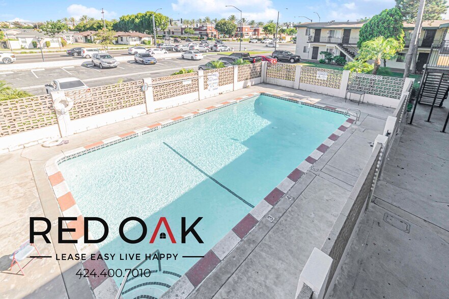 Building Photo - 11823 Lakewood Blvd